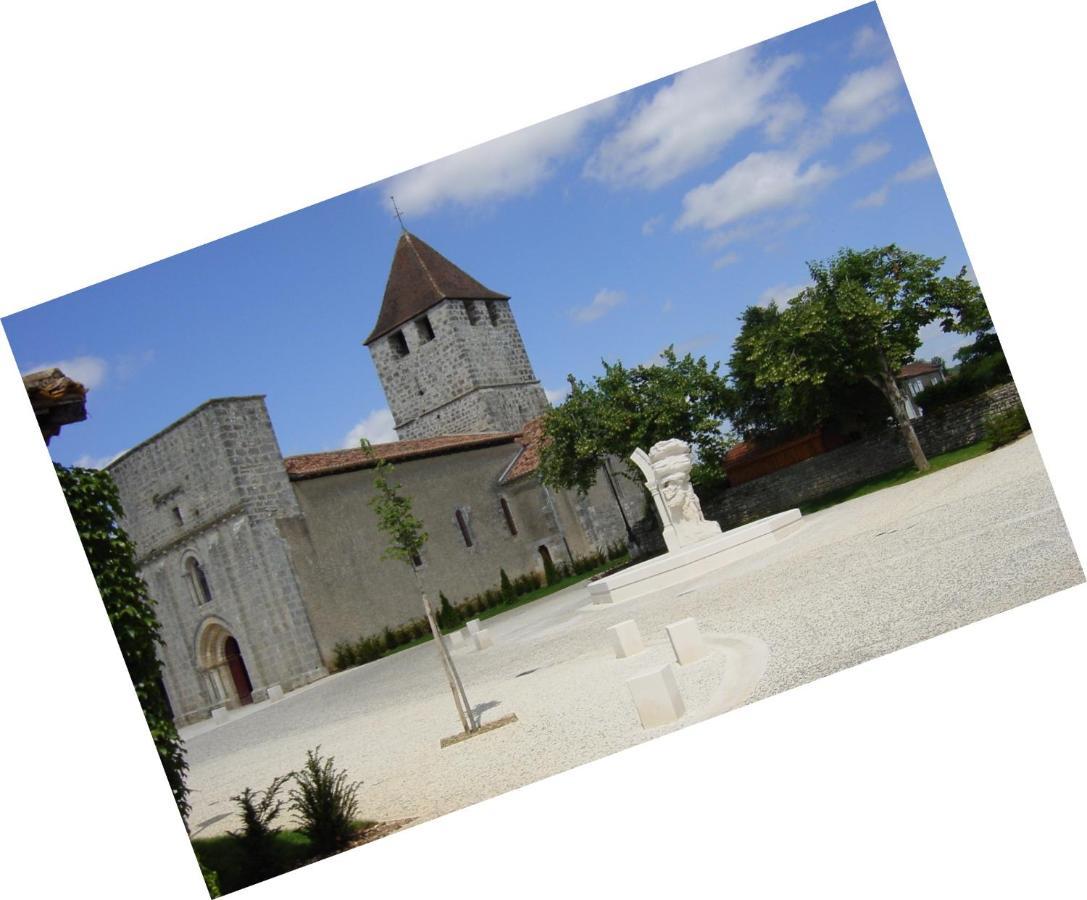 La Ligonne Bed & Breakfast Marillac ภายนอก รูปภาพ